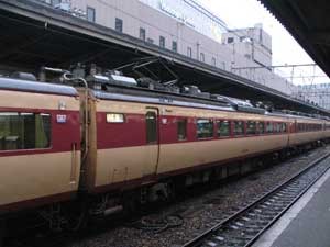 485